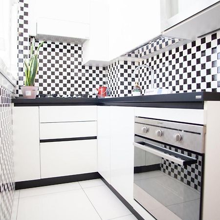 Lambrate Elegant Bright Apartment มิลาน ภายนอก รูปภาพ