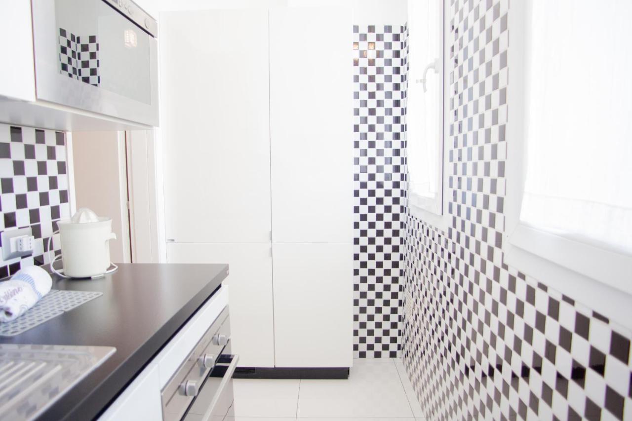 Lambrate Elegant Bright Apartment มิลาน ภายนอก รูปภาพ