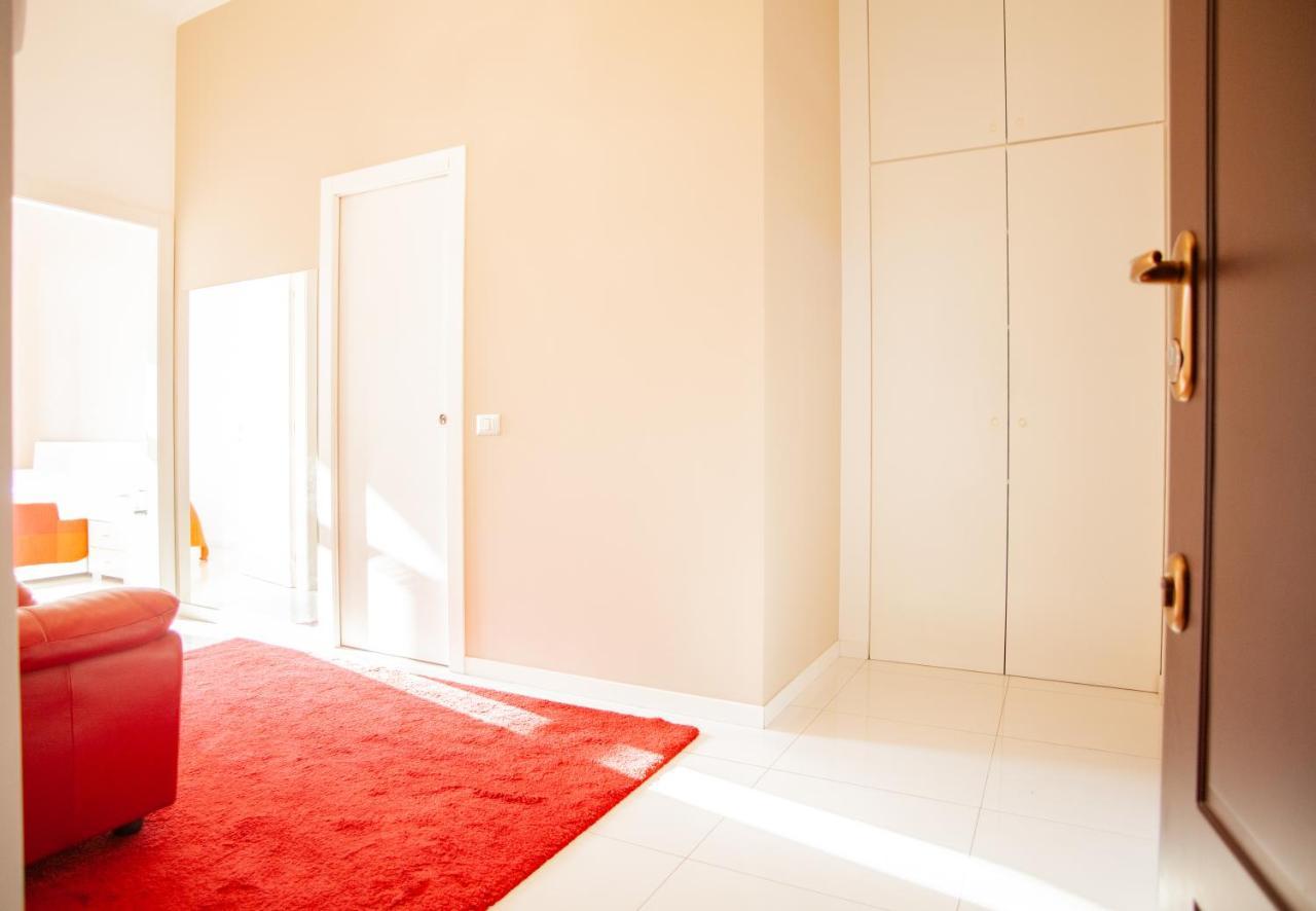 Lambrate Elegant Bright Apartment มิลาน ภายนอก รูปภาพ